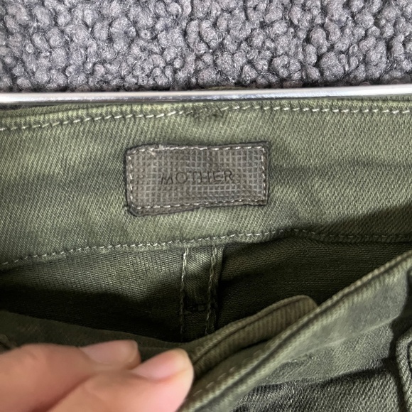 Mother High Waisted Looker Ankle in second chance Jeans - Women's Size 26 -Green - Picture 3 of 11